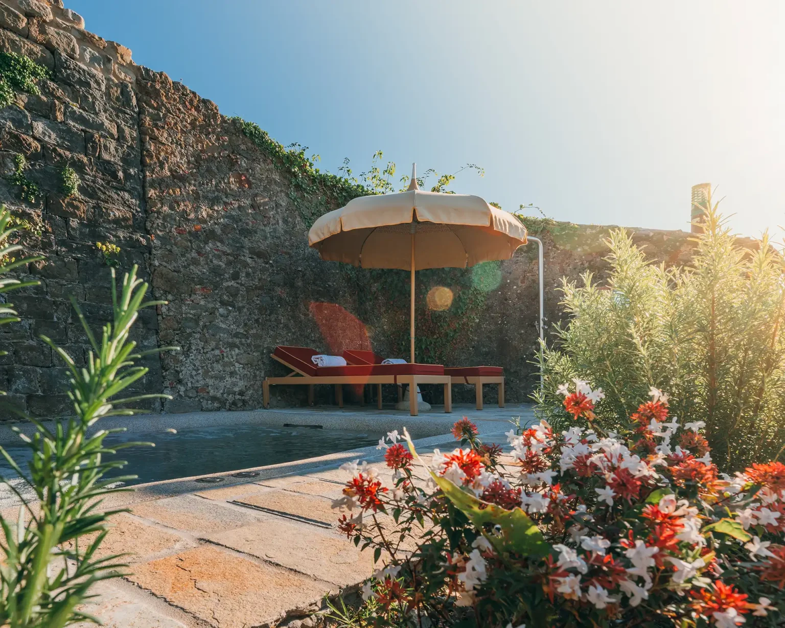 suite-la-badessa-giardino-privato-la-monastica-resort